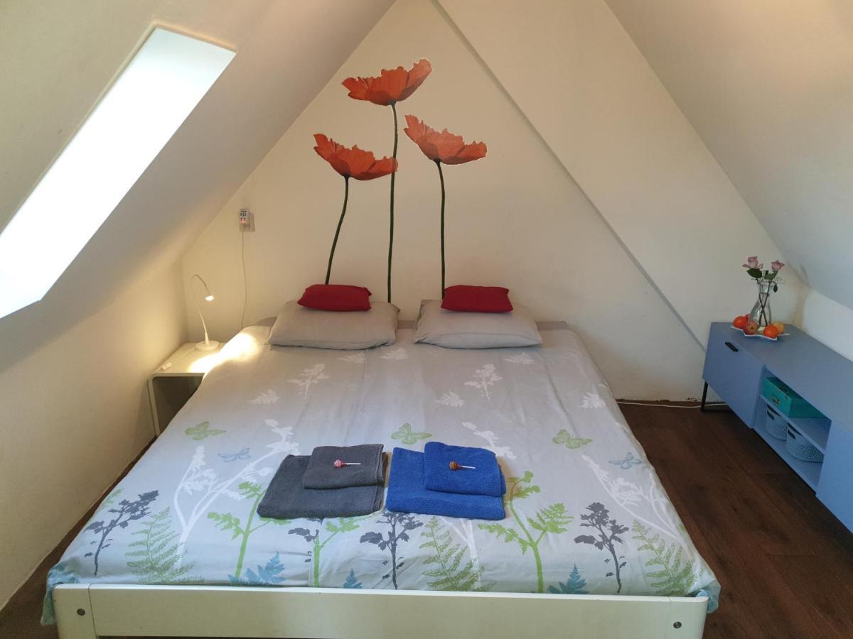 Apartamento Bed & Bye Schiphol Badhoevedorp Exterior foto